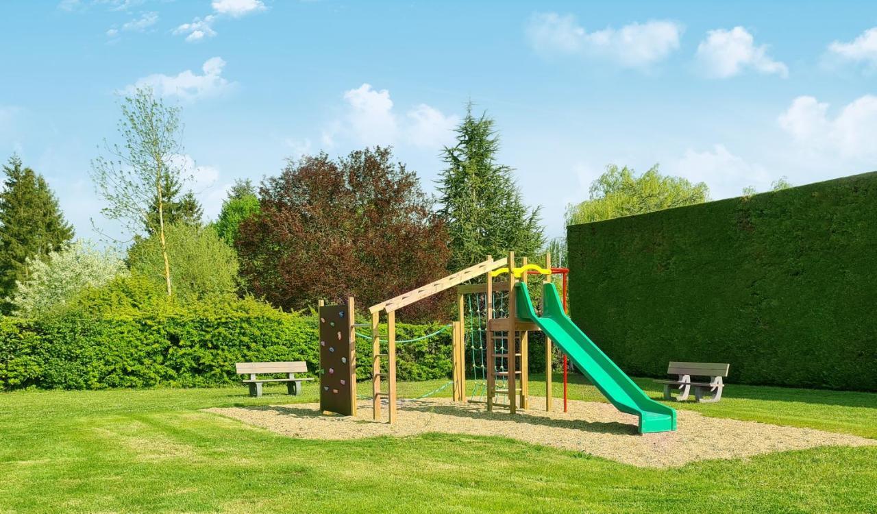 Resort & Camping - Val De Braye Bessé-sur-Braye Buitenkant foto