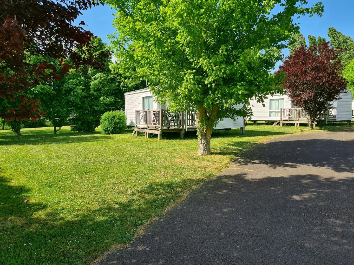 Resort & Camping - Val De Braye Bessé-sur-Braye Buitenkant foto